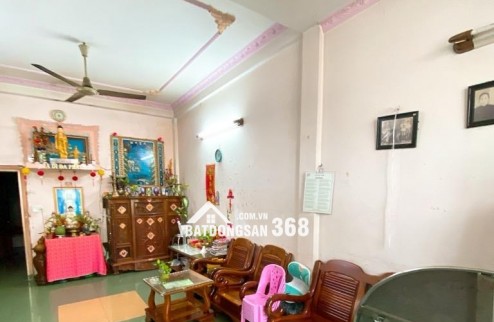 BÁN NHÀ 4 LẦU MẶT TIỀN CHỢ NHỊ THIÊN ĐƯỜNG